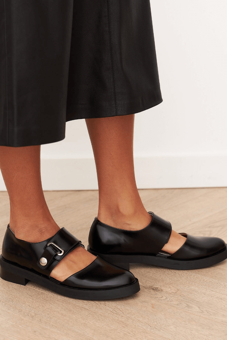 Belvenza | Mary Jane Elegante con Fibbia Nera