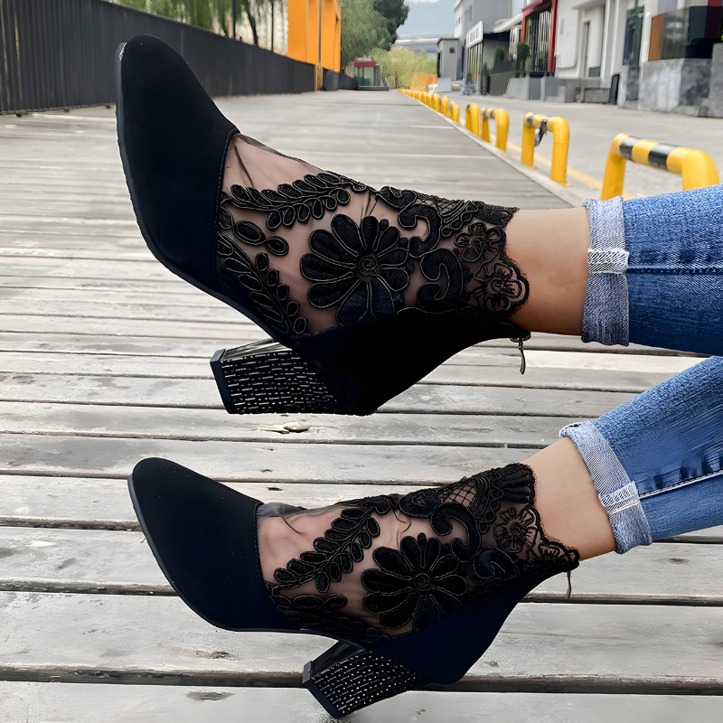 Belvenza | Stivaletti Eleganti in Pizzo Nero