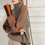 Belvenza | Maglione con Colletto Alto e Righe a Contrasto