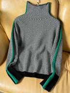 Belvenza | Maglione con Colletto Alto e Righe a Contrasto